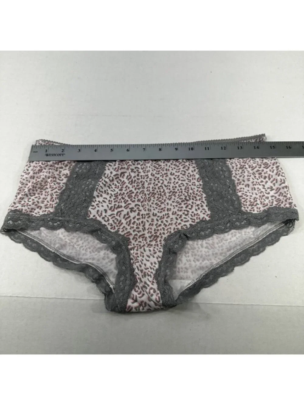 Unbranded Women's Size 7 Panty Brief Hipster Lace Leg Opening Animal Print NWOT